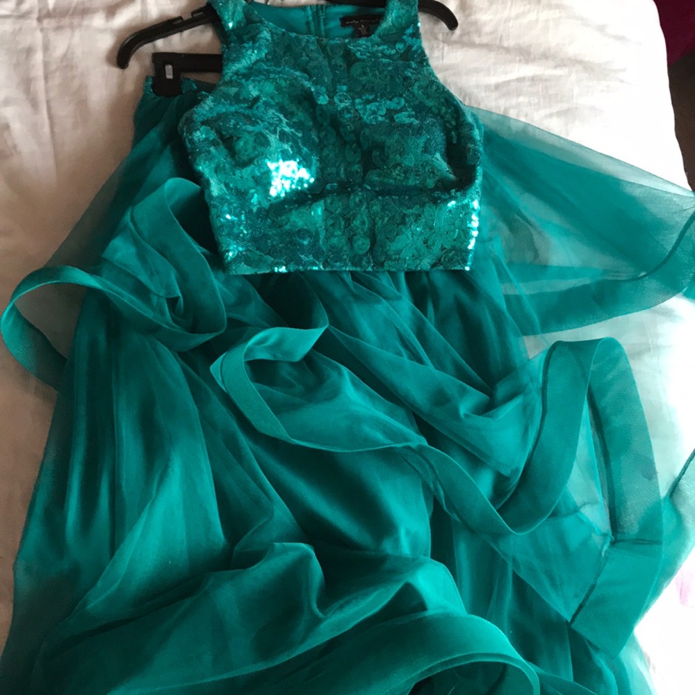 Prom dress